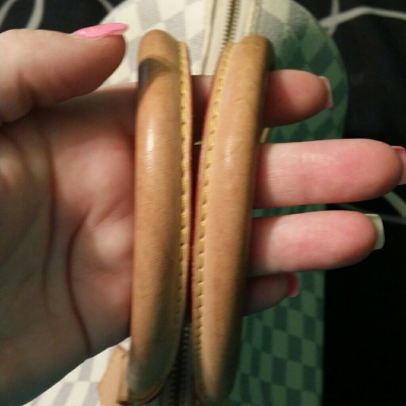 *Gone* - Picture 4 of 4