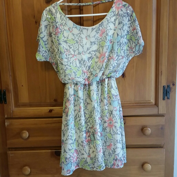 Lush deep v back.