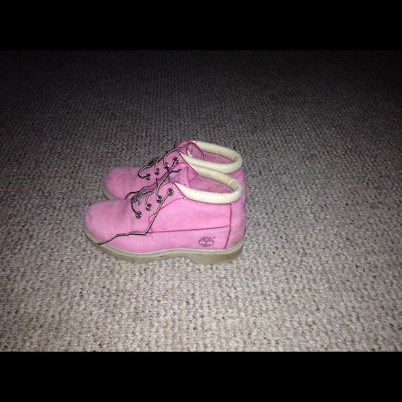 Woman's pink Timberland boots - Picture 2 of 3