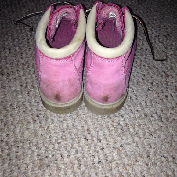 Woman's pink Timberland boots - Picture 3 of 3