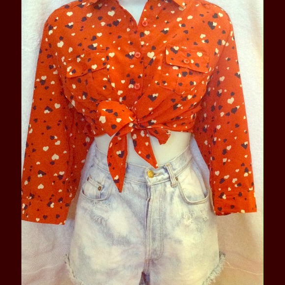 XL polyester heart vintage shirt