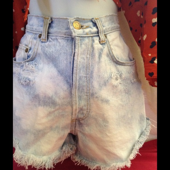 Acid wash high waisted guess vintage shorts