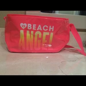 PINK by VS mini cooler/lunch box