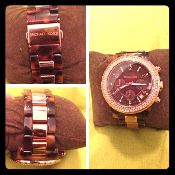 Michael Kors Woman's Chronograph Tortoise Watch - Picture 1 of 4