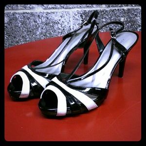 Black & white strappy heels