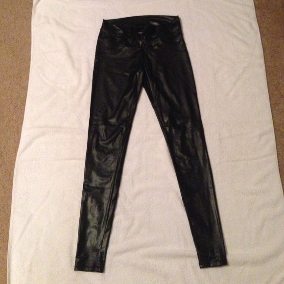Bebe faux leather leggings size small