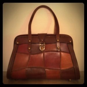 Brown leather patchwork bag.
