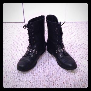 NWOT Steve Madden black studded combat boots!