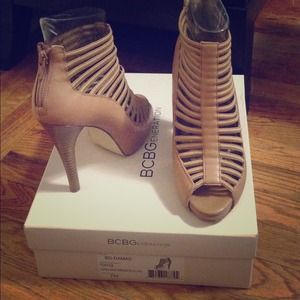 ⚡️️Flash Sale⚡️BCBGeneration Damas Sandal