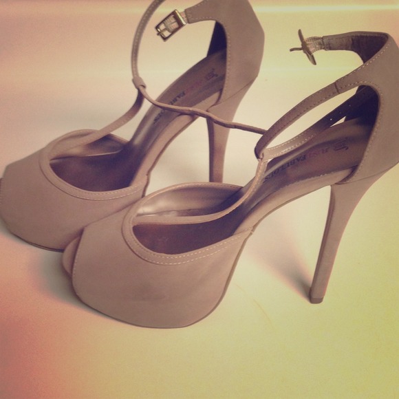 JustFab Shoes - ⚡️FLASH⚡️ Sale