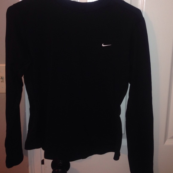 Nike dry-fit long sleeve