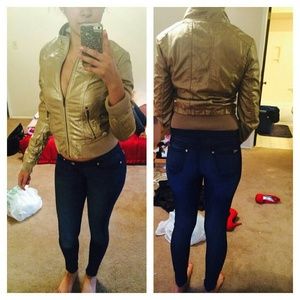 Wet seal jacket