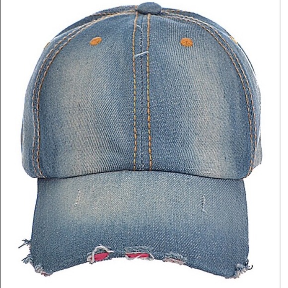 🎀SOLD🎀On Trend! Denim Baseball Cap