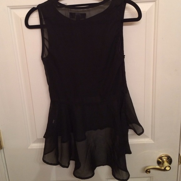 High low hem lace and chiffon top - Picture 3 of 4