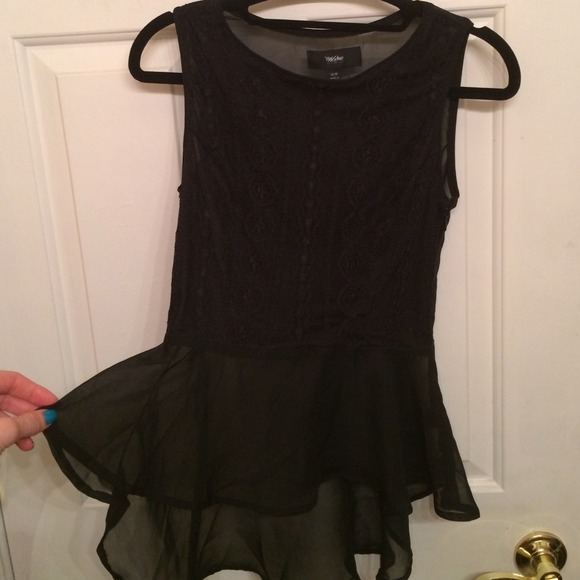 High low hem lace and chiffon top - Picture 4 of 4