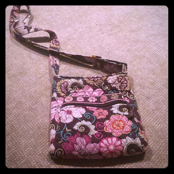 Purse - Picture 1 of 3