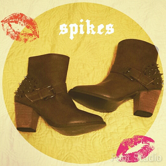rue 21 etc! Boots - 🆕 Brown Spiked boots