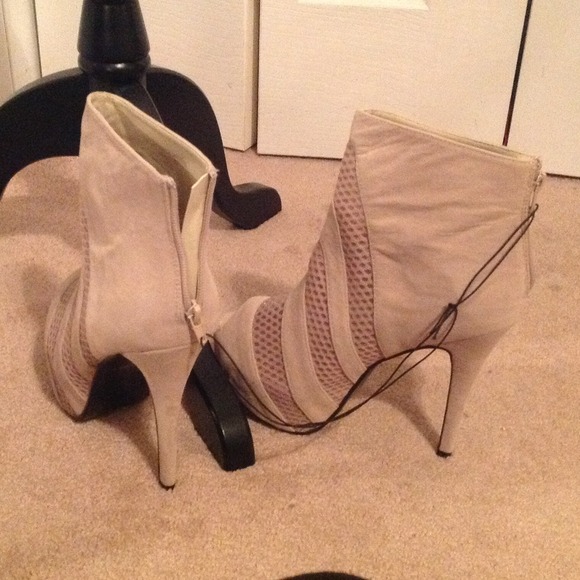 Bundle for @toni357 Suede Mesh Peep Bootie NWOT - Picture 2 of 3