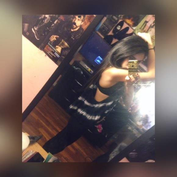 Tank top 🚼🚼🚼 - Picture 2 of 3