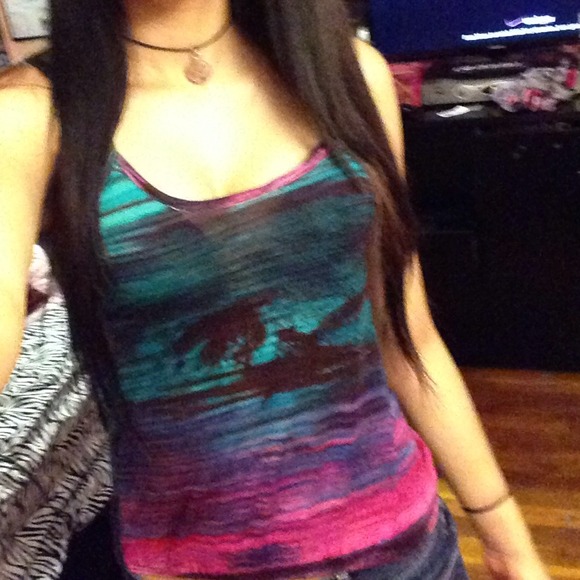 Tank top - Picture 2 of 2