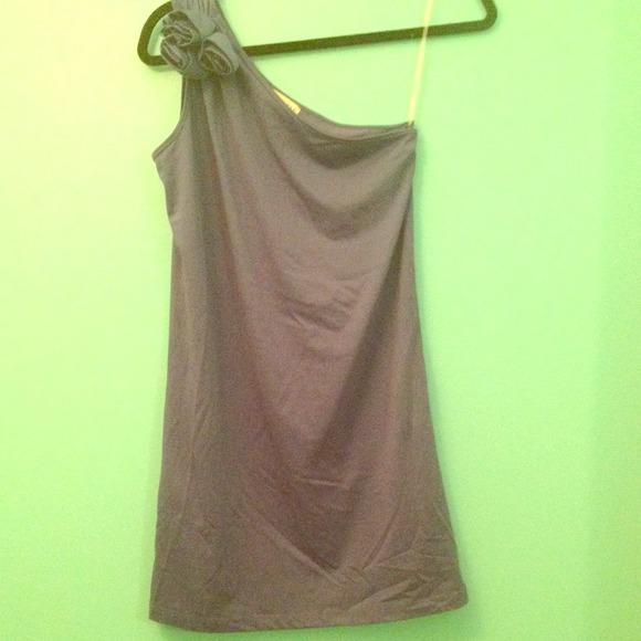 Short dress
