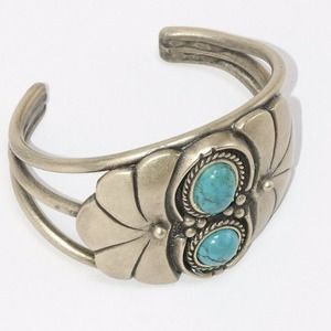 Vanessa Mooney The Morning Cuff