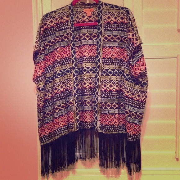 Fringed kimono