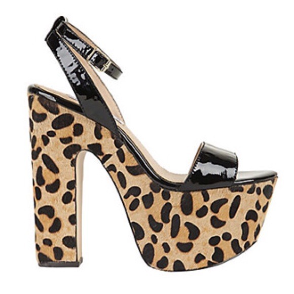 Steve Madden "Shazzam" platform heels - Picture 4 of 4