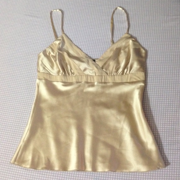 Beautiful light gold v-neck bebe top