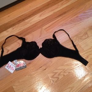 Nwt black European bra