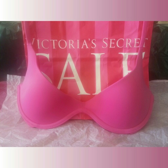 ⚠Sold in Bundle ⚠ VS Love Pink  Scoopneck bra