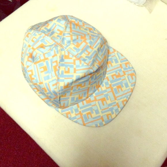 FENDI baseball cap. brand new!!