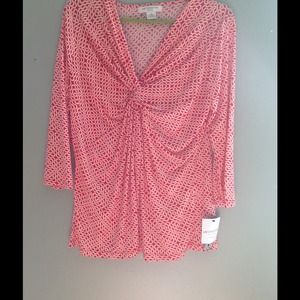 Cute petite sized red designed top with tags!