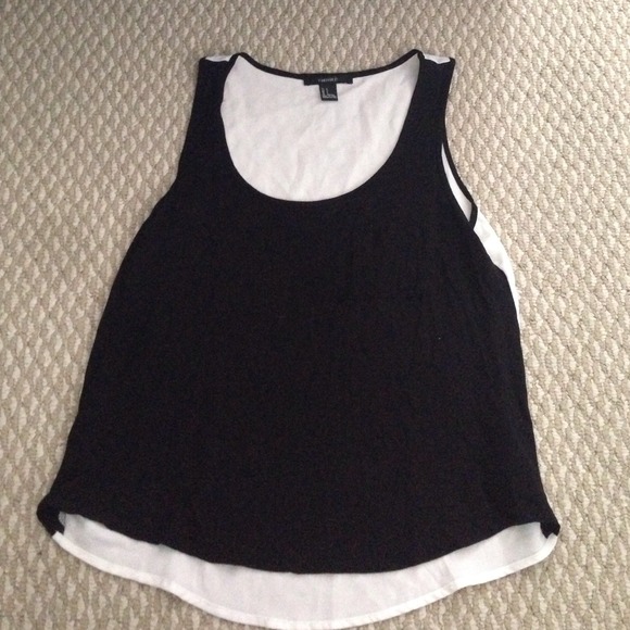 Black/White Contrast Pocket Tank
