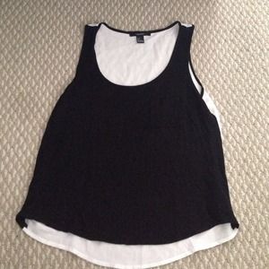 Black/White Contrast Pocket Tank