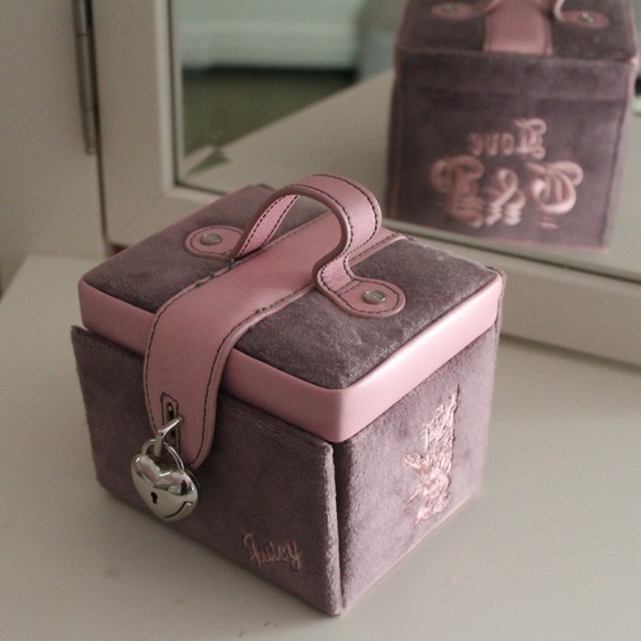 Juicy Couture Velour Jewelry Box