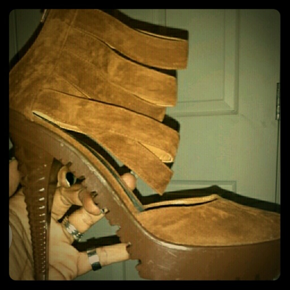 Never been worn sexy shoe