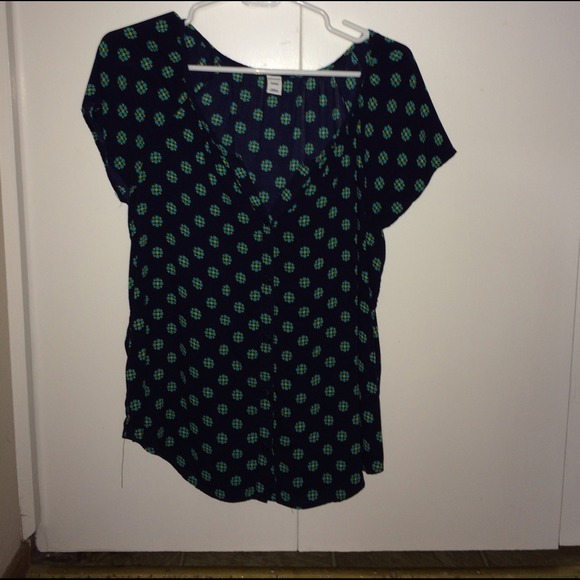Old Navy top