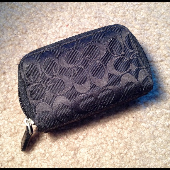 Gucci Symbol Wallet