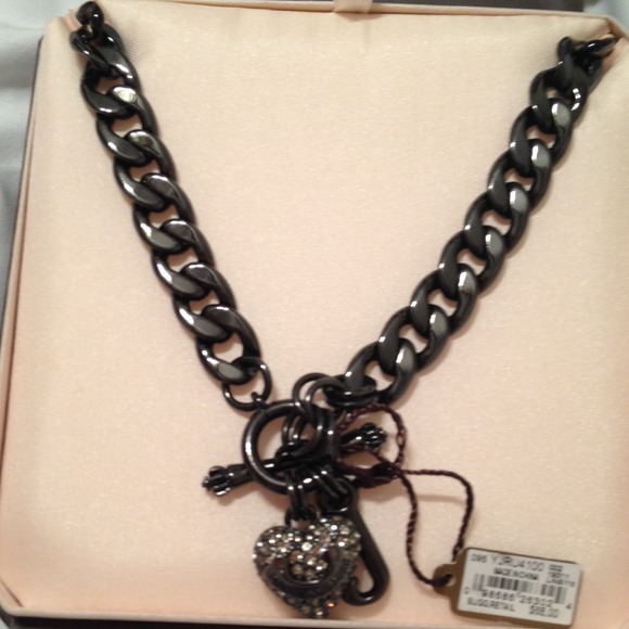 Juicy Couture nwt necklace & bracelet in boxes