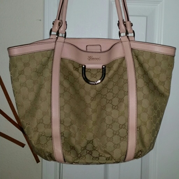 Gucci handbag like NEW!!! - Picture 2 of 2