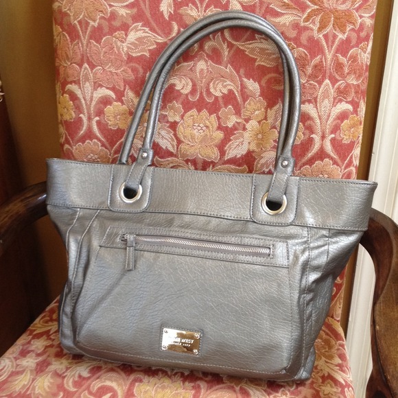 Nine West Handbags - 💜 Purse 💜