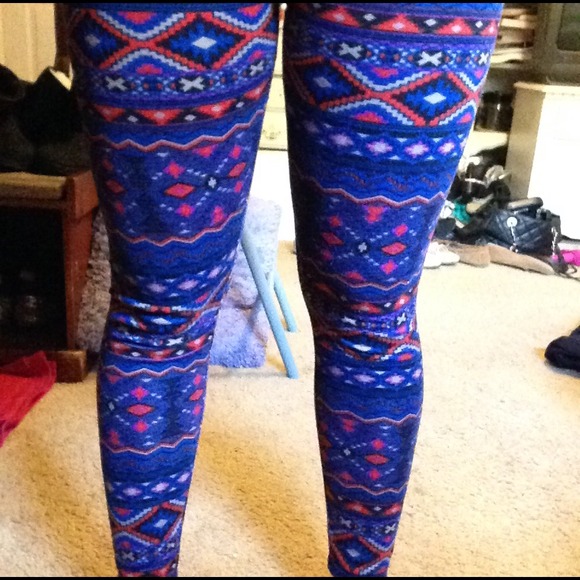 Aztec print leggings