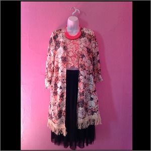 🎉BUNDLE OFFER🎉Floral Tassel Kimono & Unicorn top