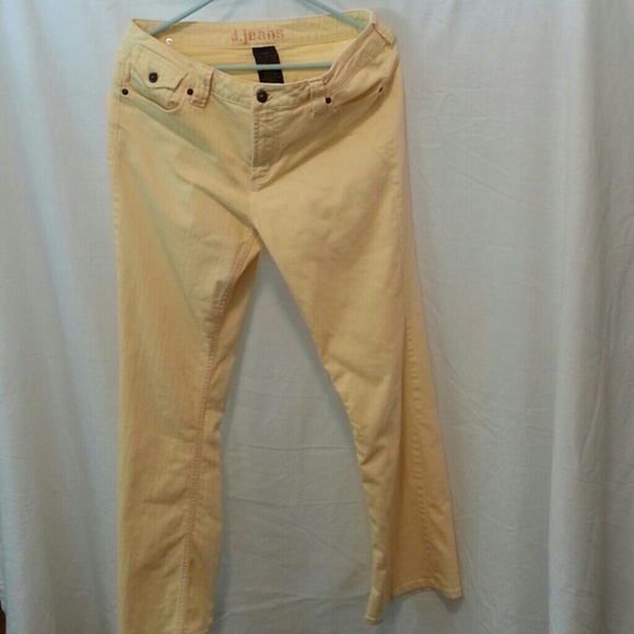 Yellow d. Jeans 2% spandex