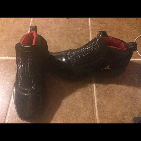 Nike Air Jordan XIX. Men's size 9.5