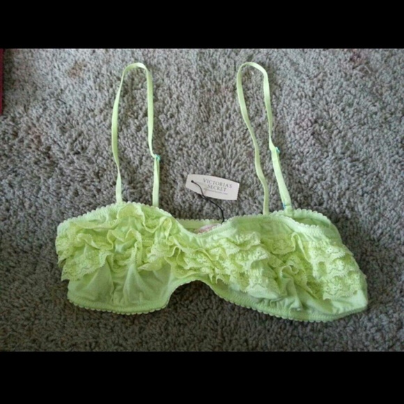 Victoria's Secret size M Stretch sexy sport bra