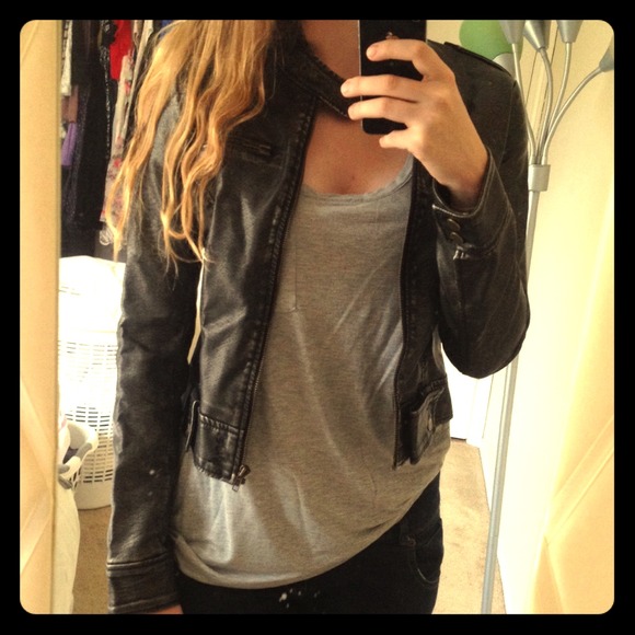 ❌ON HOLD!❌ Metallic Black Leather Jacket