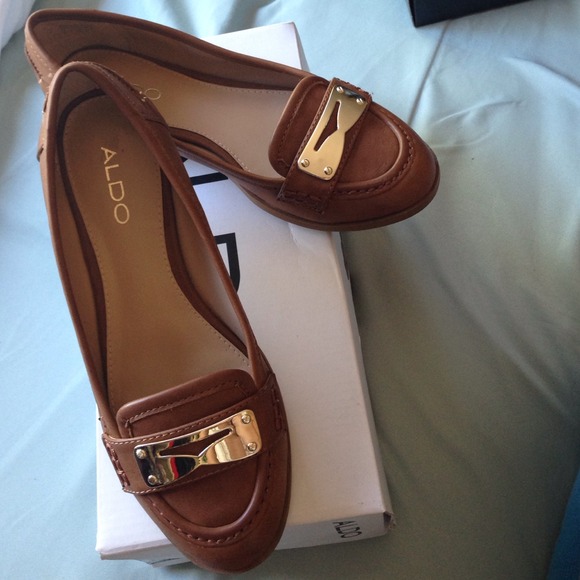 Aldo's flats