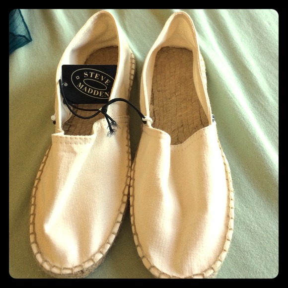 Steve Madden Women's Mylie Canvas Flats